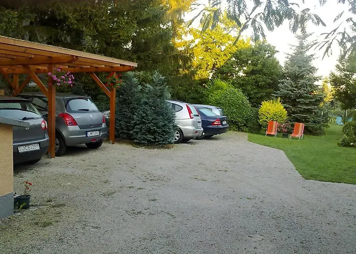 לינה וארוחת בוקר Muskatli Vendeghaz *